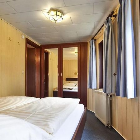 Hotelschiff Stinne Wustrow  Exterior foto