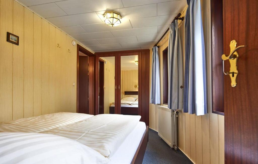 Hotelschiff Stinne Wustrow  Exterior foto